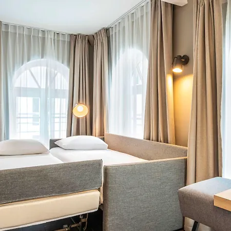 Adagio Centre Grand Place 4*