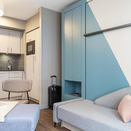 Apart-hotel Adagio Centre Grand Place 4*