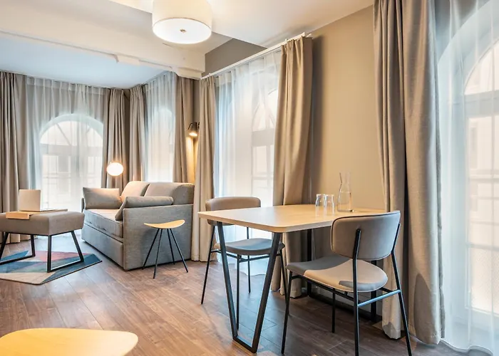 Adagio Centre Grand Place ليل