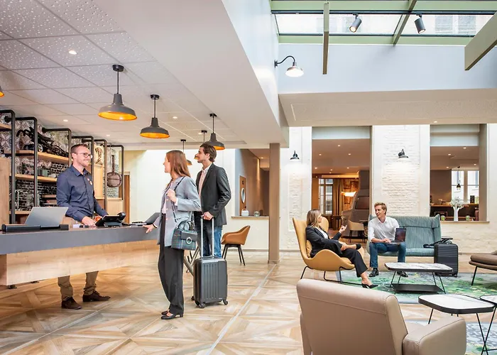 Adagio Centre Grand Place 4*