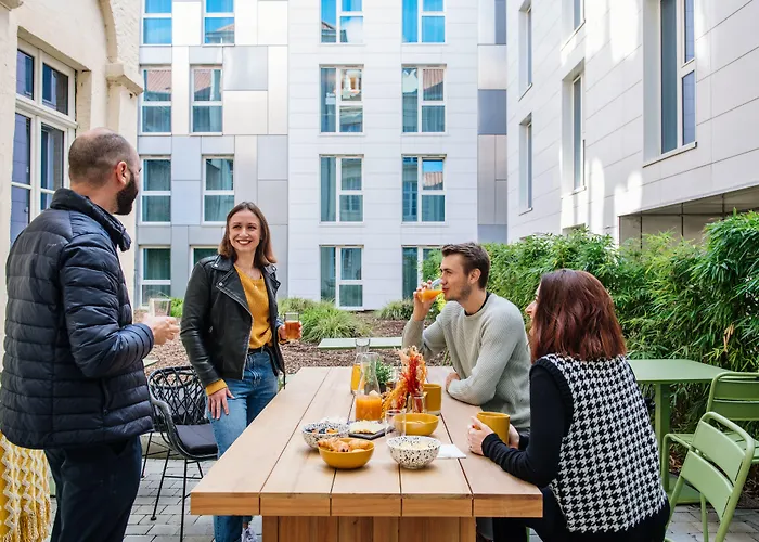 Adagio Centre Grand Place Aparthotel 4*