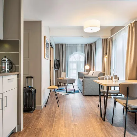 Adagio Centre Grand Place 4*
